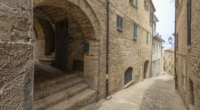 Casa indipendente 7 locali di 400 m² in Civitanova Marche (62012)