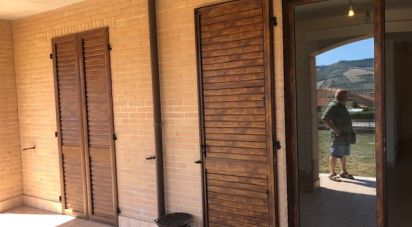 Casa indipendente / Villa 15 locali di 384 m² in Monteprandone (63076)