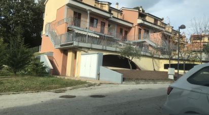 Appartamento 7 locali di 87 m² a Montemarciano (60018)