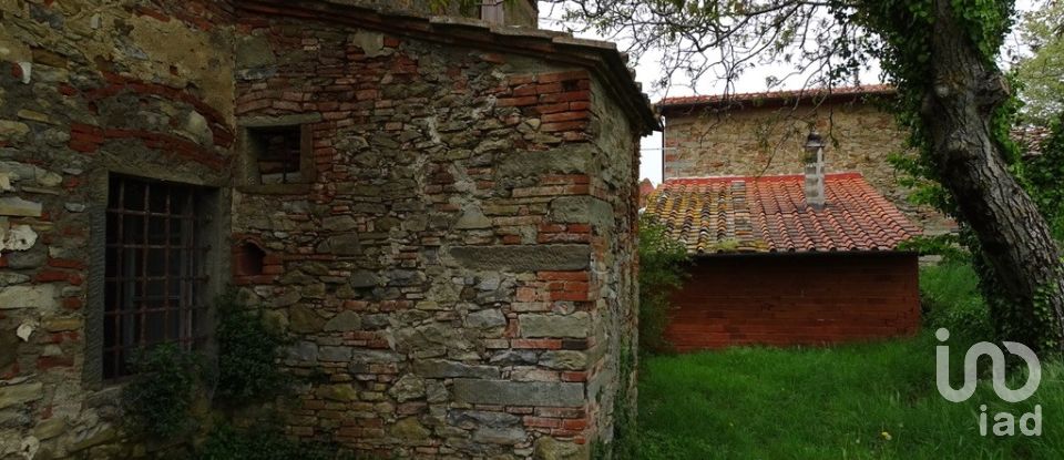 Casa indipendente 26 locali di 830 m² in Castelfranco di Sopra (52020)