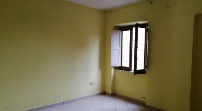 House 4 rooms of 120 m² in Francica (89851)