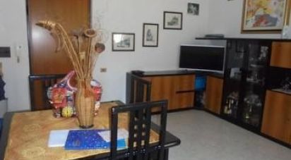 Apartment 5 rooms of 87 m² in Terracina (04019)