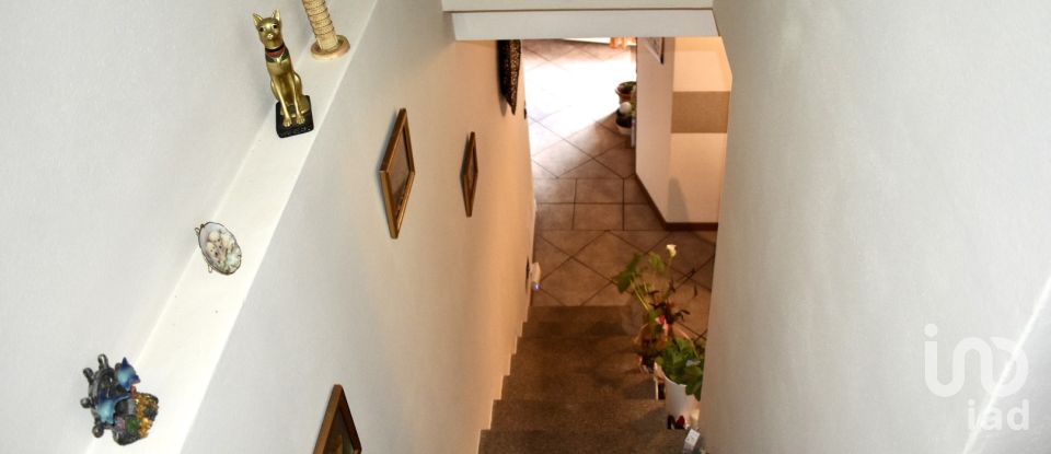 Four-room apartment of 115 m² in Borgomanero (28021)