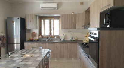 Appartamento 8 locali di 130 m² a Amantea (87032)