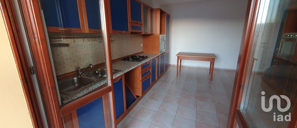 Apartment 5 rooms of 116 sq m in Castelfidardo (60022)