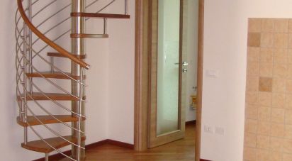 Duplex 7 locali di 150 m² a Corropoli (64013)