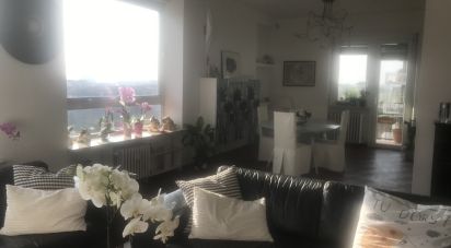 Appartamento 9 locali di 250 m² a Torino (10141)