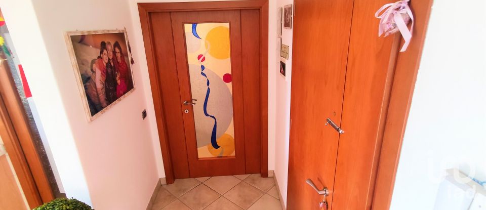 Apartment 0 rooms of 115 sq m in Rosignano Marittimo (57016)