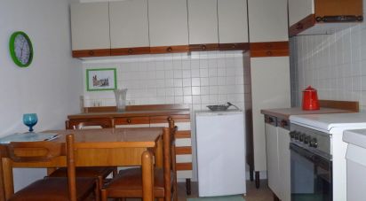Four-room apartment of 60 m² in Jesi (60035)