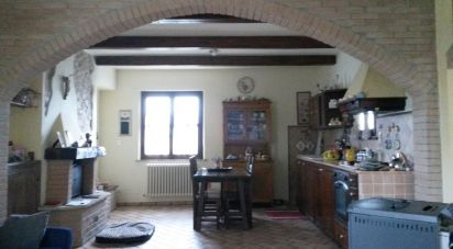 Country house 7 rooms of 200 sq m in Arcevia (60011)