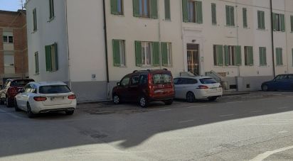 Apartment 4 rooms of 83 sq m in Foligno (06034)