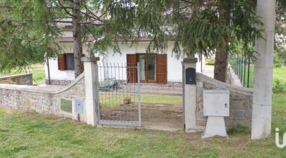 Town house 10 rooms of 234 sq m in Crognaleto (64043)