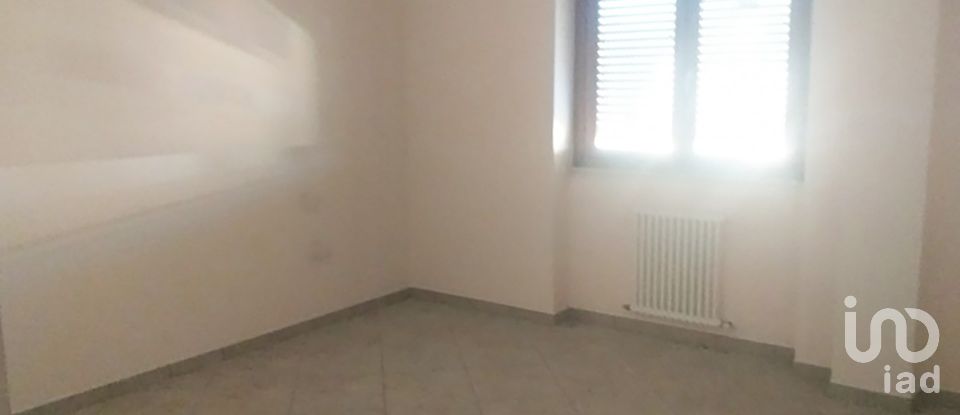 Four-room apartment of 119 sq m in Bellante (64020)
