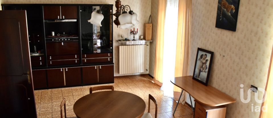 Three-room apartment of 125 sq m in Cureggio (28060)