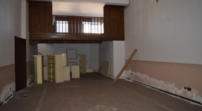 Negozio / locale commerciale di 90 m² in Belpasso (95032)