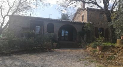 Rustico 13 locali di 290 m² in Ficulle (05016)