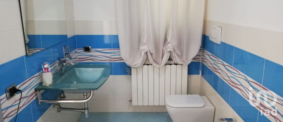 Casa indipendente / Villa 14 locali di 230 m² in Mosciano Sant'Angelo (64023)