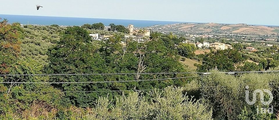 Casa indipendente / Villa 14 locali di 230 m² in Mosciano Sant'Angelo (64023)