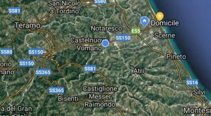 Land of 1,328 m² in Notaresco (64024)