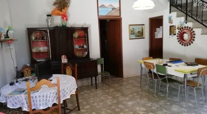 House 9 rooms of 230 m² in Limbadi (89844)