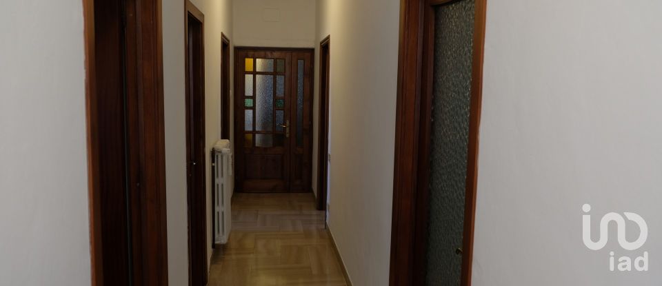 Casa 13 locali di 318 m² in Morro d'Alba (60030)