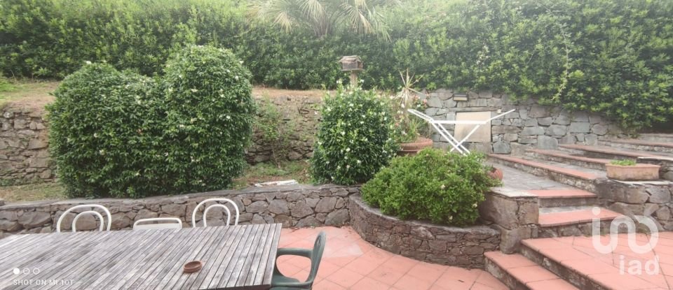 Casa indipendente 5 locali di 162 m² in Levanto (19015)