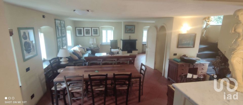 Casa indipendente 5 locali di 162 m² in Levanto (19015)