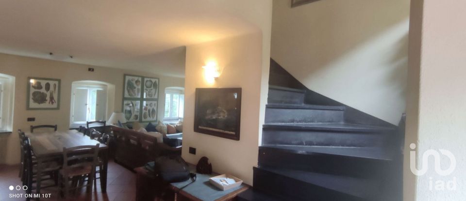 Casa indipendente 5 locali di 162 m² in Levanto (19015)