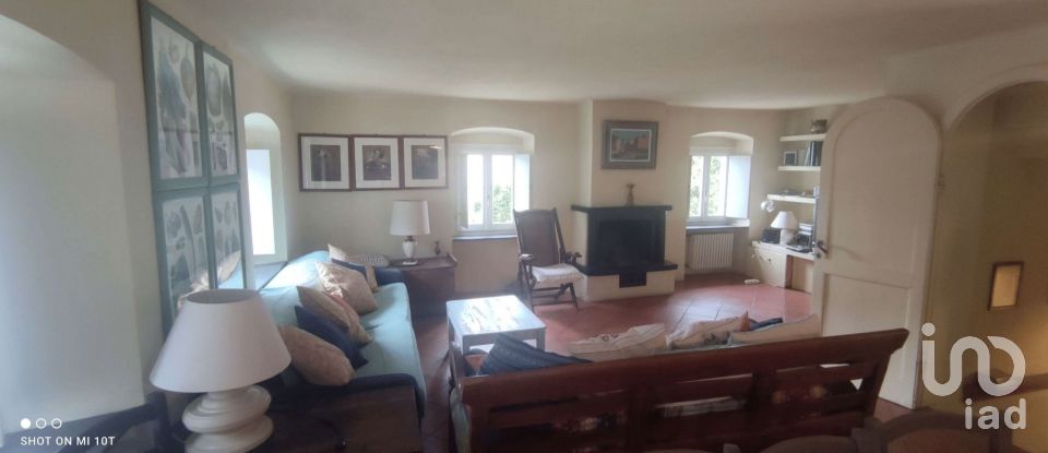 Casa indipendente 5 locali di 162 m² in Levanto (19015)