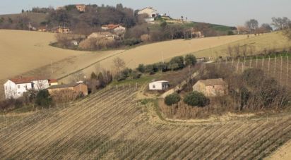 Country house 5 rooms of 240 m² in Polverigi (60020)