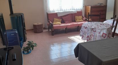 Casa indipendente 8 locali di 298 m² in Pratola Peligna (67035)