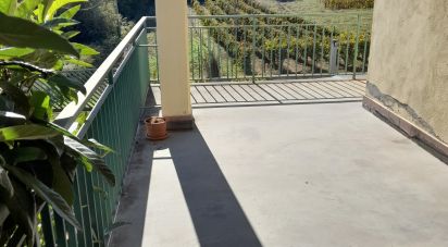 Casa indipendente 8 locali di 298 m² in Pratola Peligna (67035)