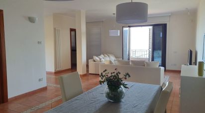 House 25 rooms of 500 m² in Roseto degli Abruzzi (64026)