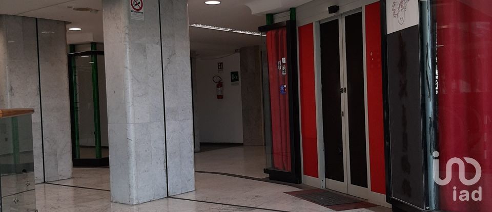 Offices of 46 m² in Foligno (06034)