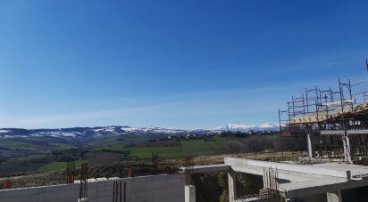 Villa a schiera 5 locali di 200 m² in Fermo (63900)