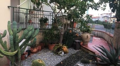 Appartamento 8 locali di 220 m² a Amantea (87032)