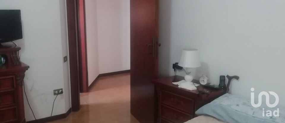 Apartment 7 rooms of 121 m² in Teramo (64100)