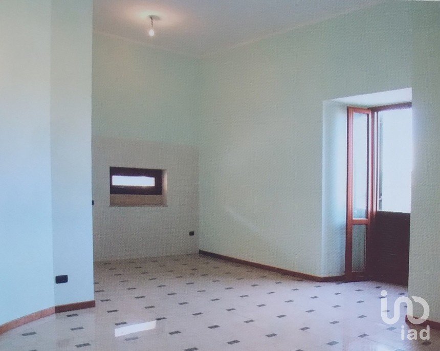Apartment 8 rooms of 170 m² in Giulianova (64021)