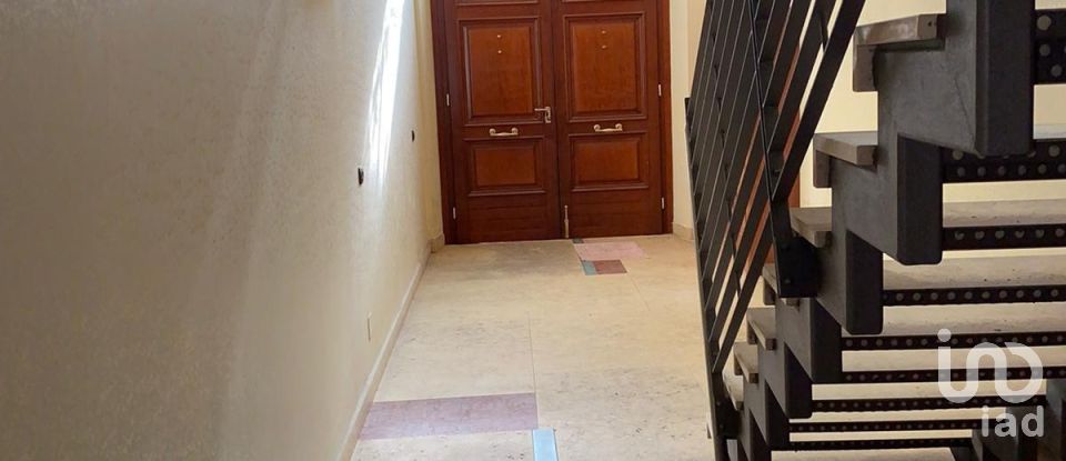 Apartment 8 rooms of 170 sq m in Giulianova (64021)
