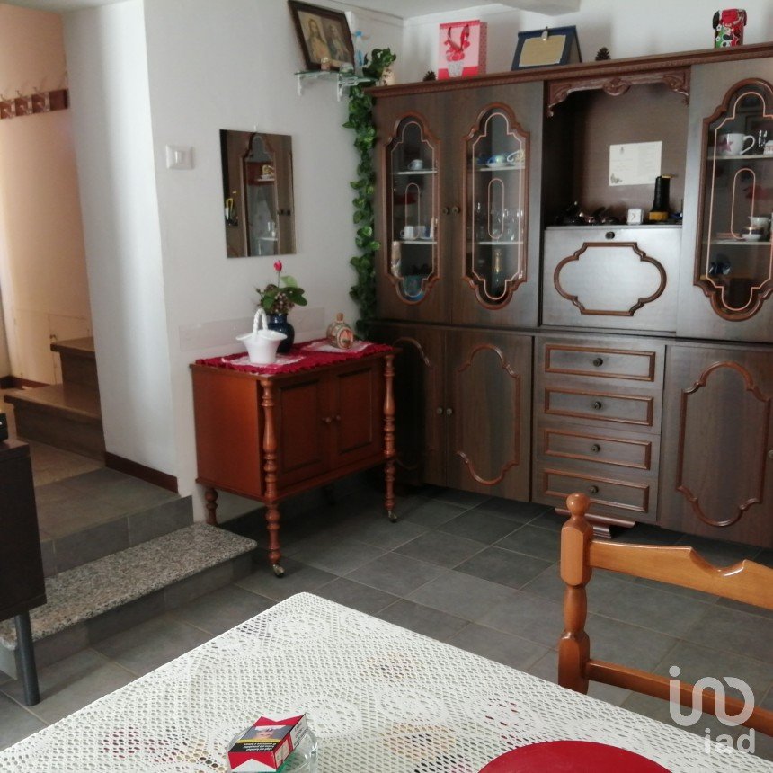House 6 rooms of 100 m² in Lapedona (63823)