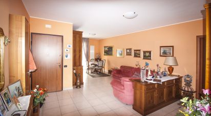 Appartamento 8 locali di 120 m² a Teramo (64100)