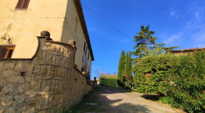 Country house 3 rooms of 690 m² in Pomarance (56045)