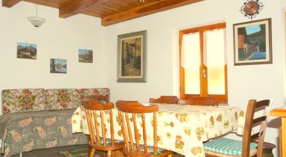 House 6 rooms of 85 m² in Ronco Canavese (10080)