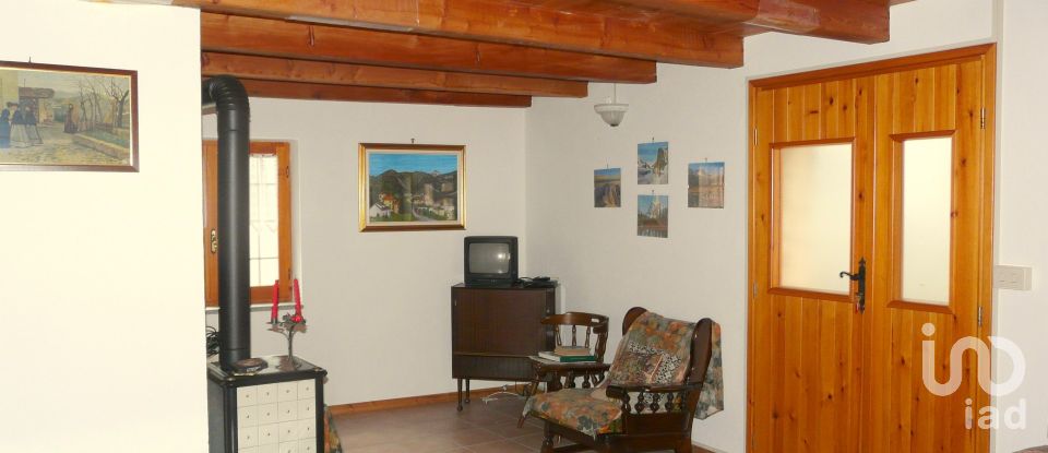 Casa 6 locali di 85 m² in Ronco Canavese (10080)