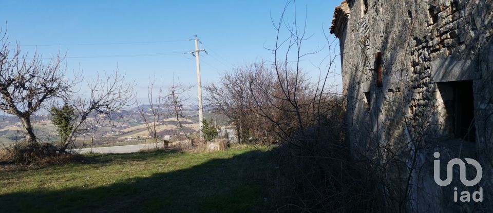 House 0 rooms of 300 m² in Cossignano (63067)