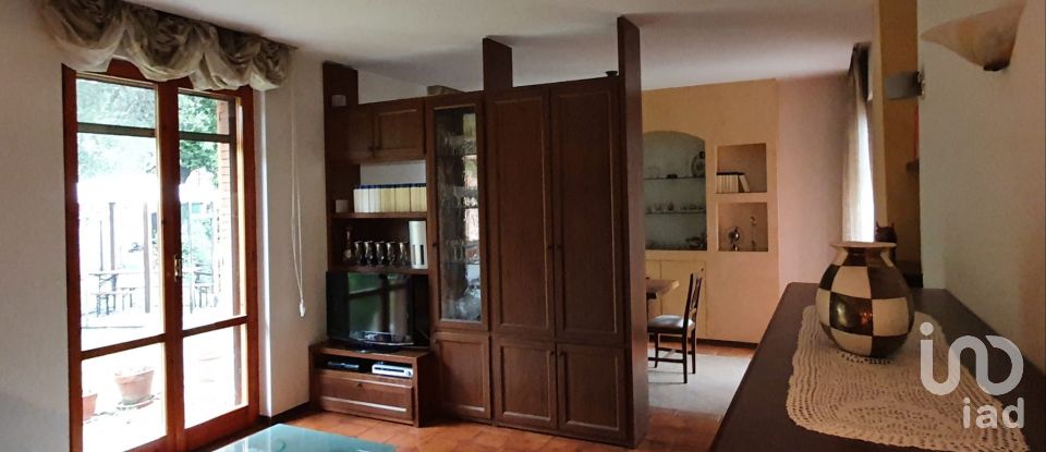 House 15 rooms of 270 m² in Ripe (60010)