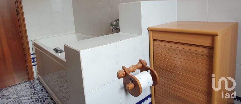 House 15 rooms of 270 m² in Ripe (60010)