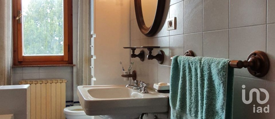 House 15 rooms of 270 m² in Ripe (60010)