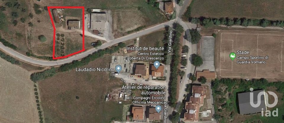 Rustico 5 locali di 355 m² in Notaresco (64024)