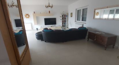 Town house 14 rooms of 180 sq m in Amantea (87032)